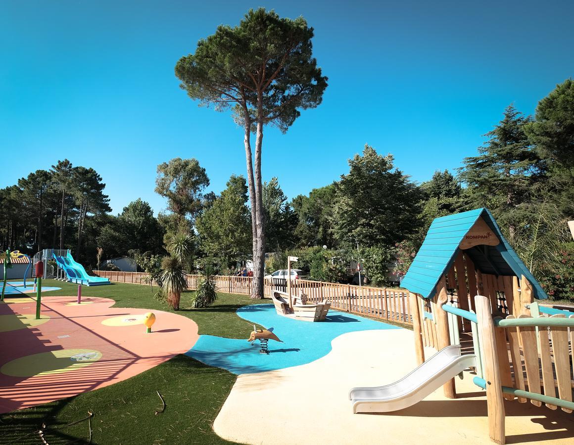 Camping Taxo Les Pins Argelès-sur-Mer Exteriör bild